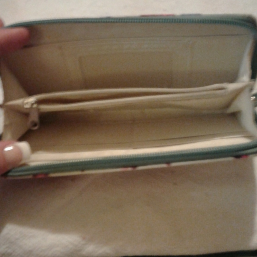 Wallet - Picture 2 of 2